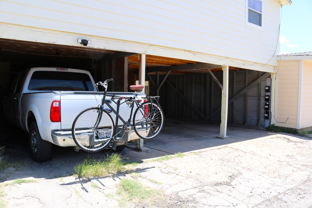 805 E Holland Avenue Property Photo 3