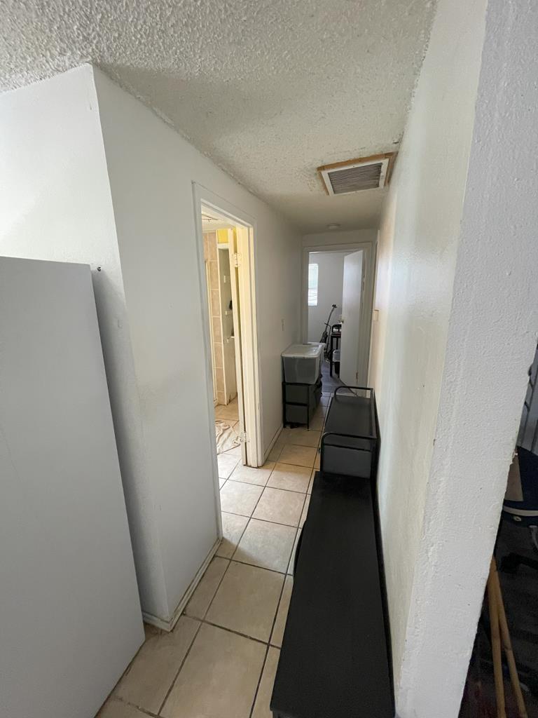 805 E Holland Avenue Property Photo 7