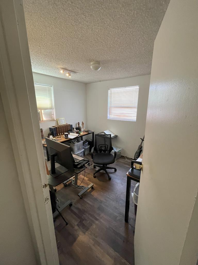 805 E Holland Avenue Property Photo 11