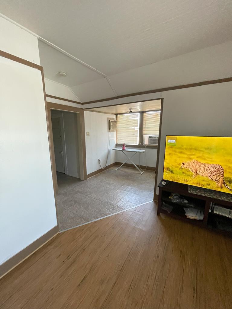 805 E Holland Avenue Property Photo 22