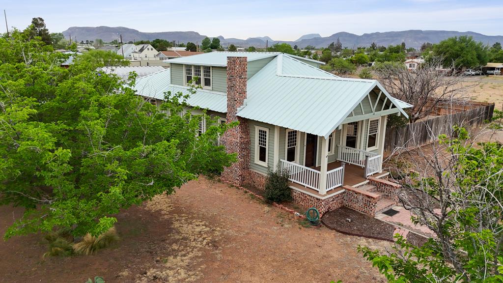 1101 N 14th St Property Photo 1