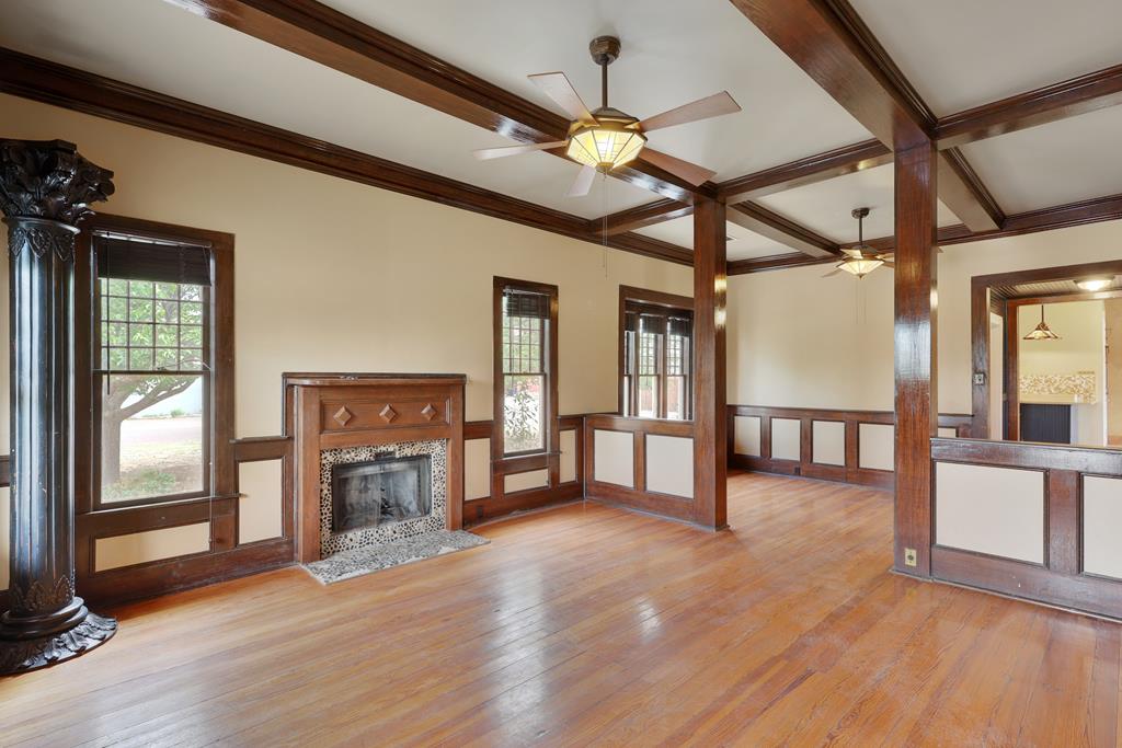 1101 N 14th St Property Photo 5