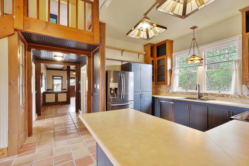 1101 N 14th St Property Photo 18