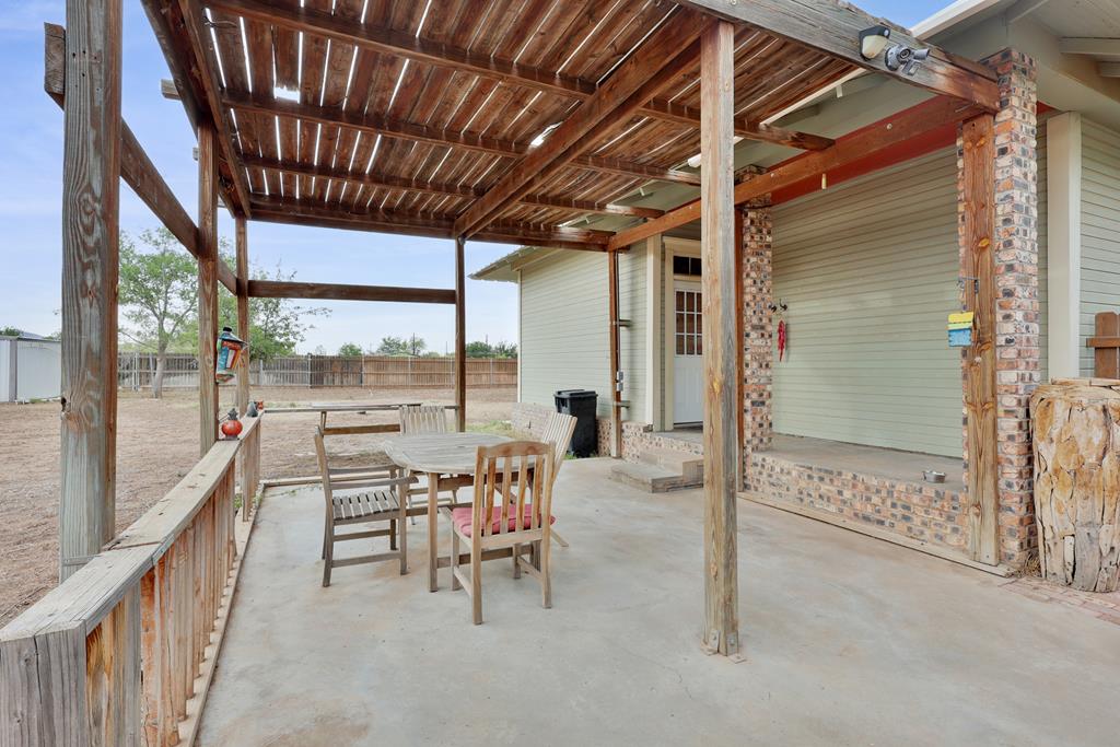 1101 N 14th St Property Photo 27