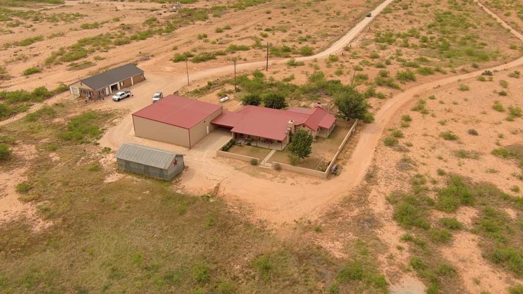 9300 W County Rd 60 Property Photo 4