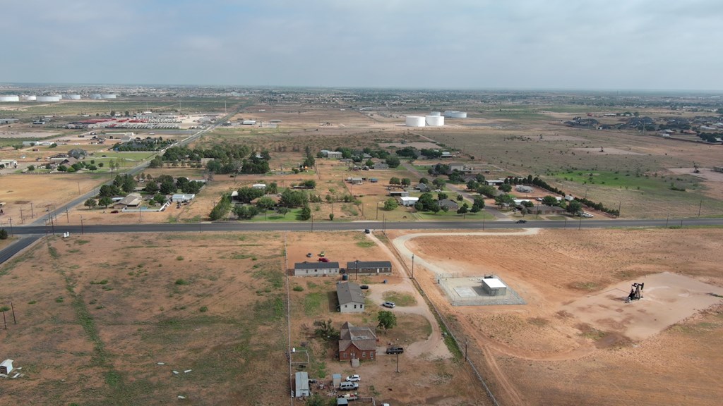 5108 Fm 307 Property Photo 6