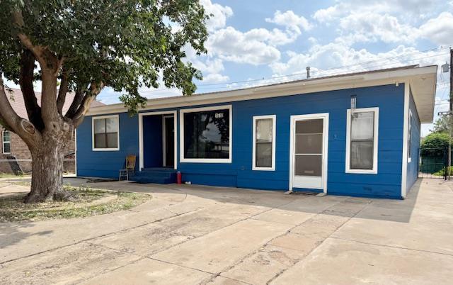 1510 S Fort Worth Property Photo 1