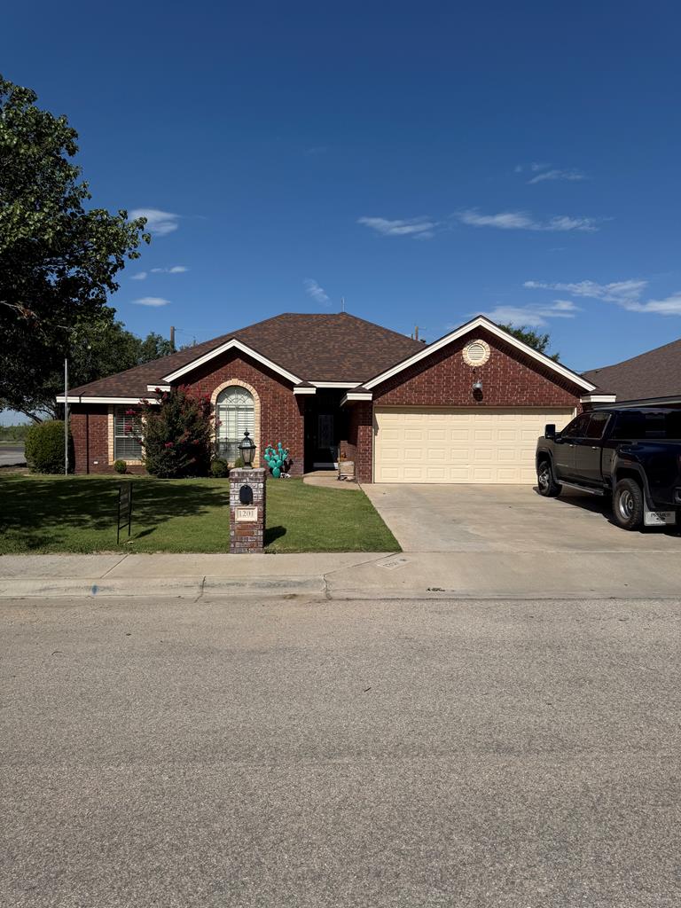 1201 La Paz Property Photo 1