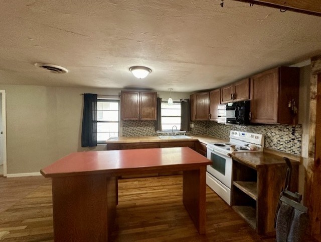 612 N Fourth Street Property Photo 3