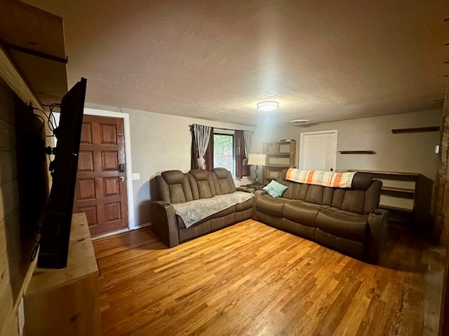 612 N Fourth Street Property Photo 5