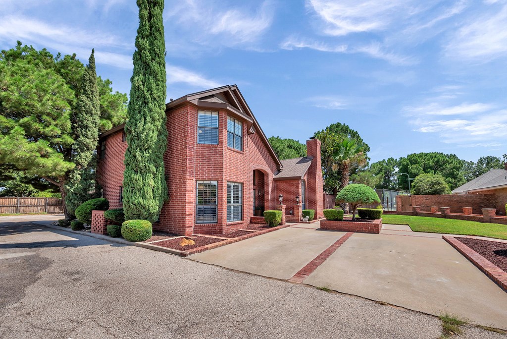 1801 Devonshire Court Property Photo 6