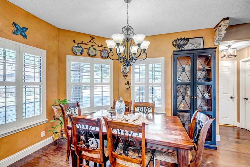 1801 Devonshire Court Property Photo 26