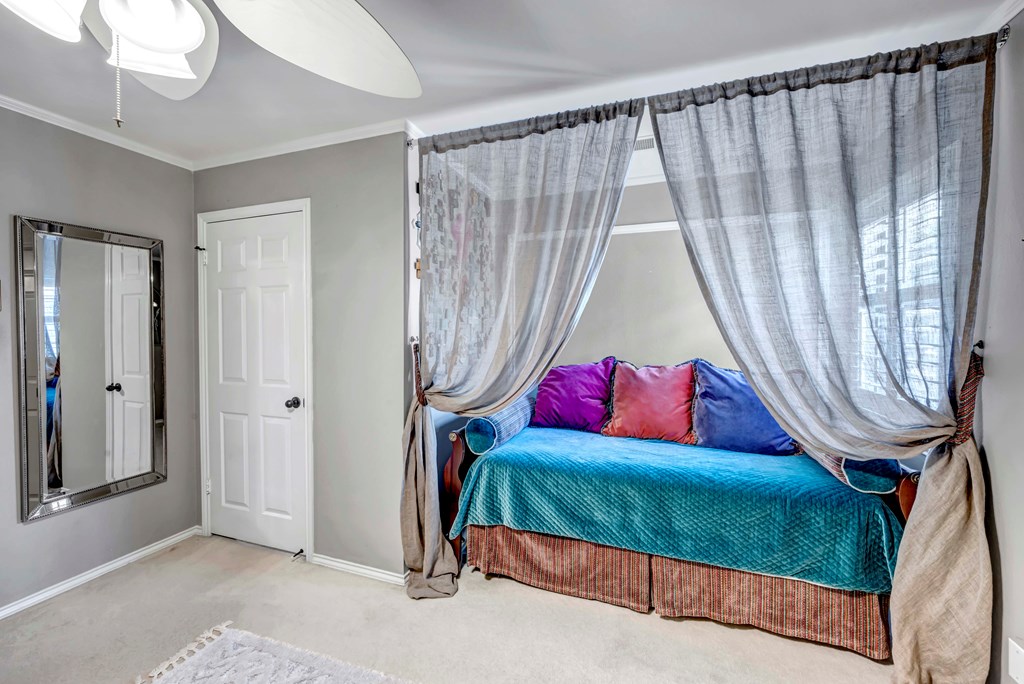 1801 Devonshire Court Property Photo 52