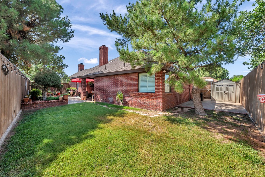 1801 Devonshire Court Property Photo 61