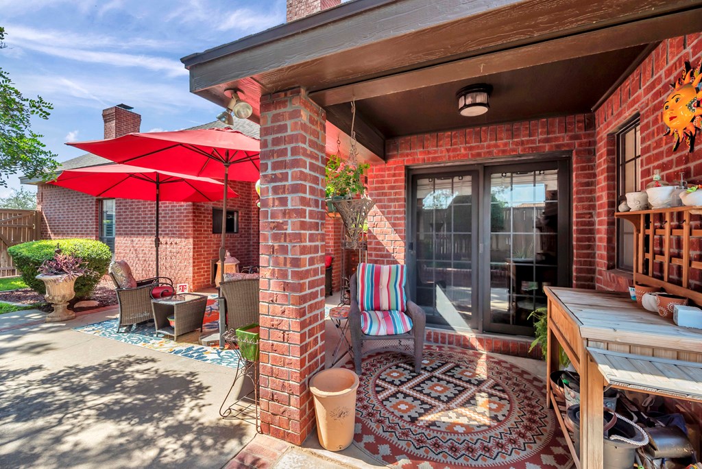 1801 Devonshire Court Property Photo 64