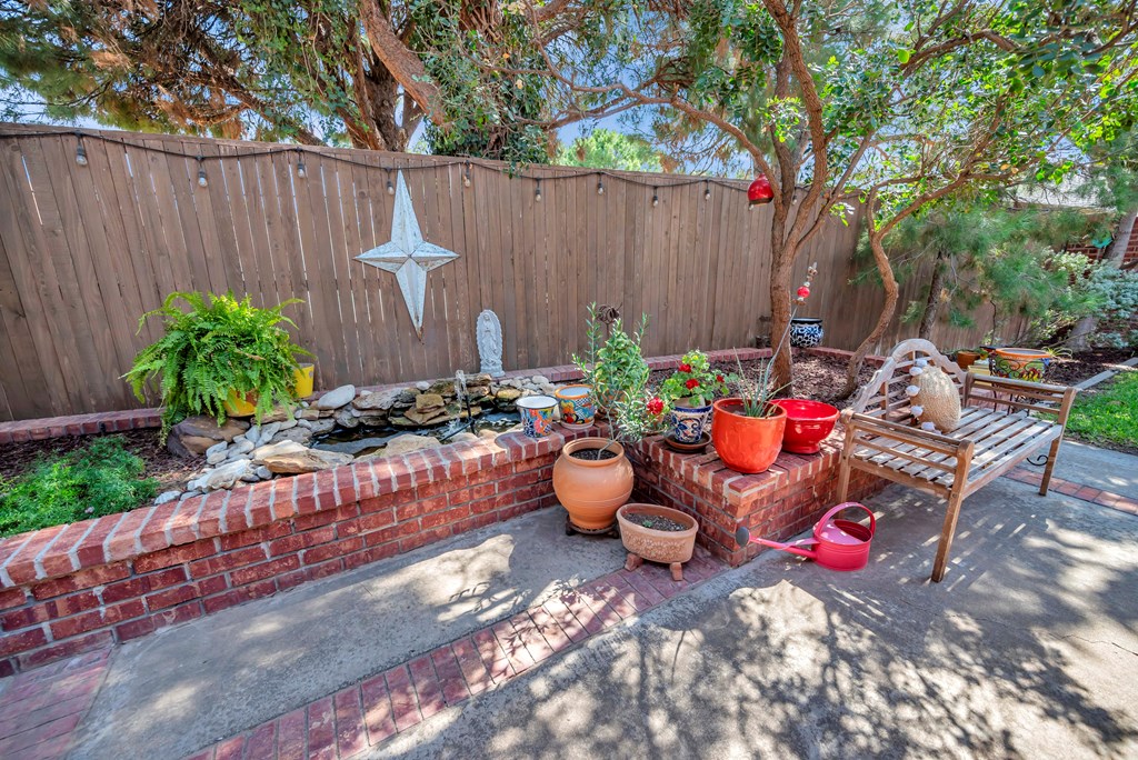 1801 Devonshire Court Property Photo 67