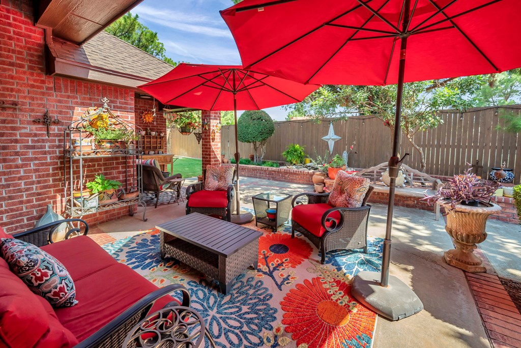 1801 Devonshire Court Property Photo 68