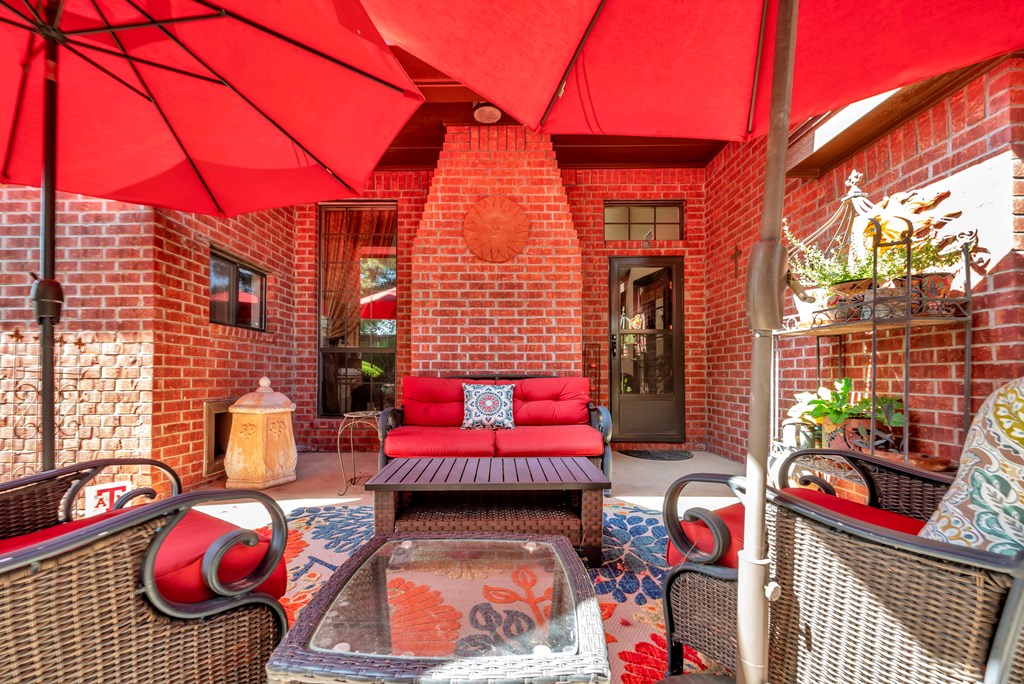 1801 Devonshire Court Property Photo 69