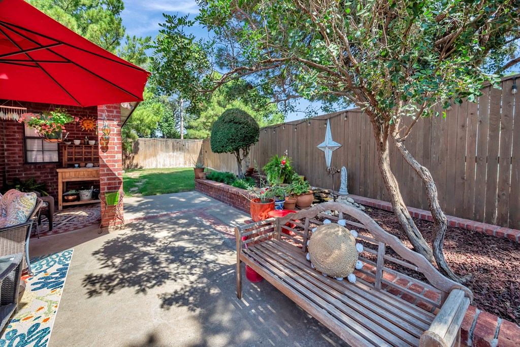 1801 Devonshire Court Property Photo 70