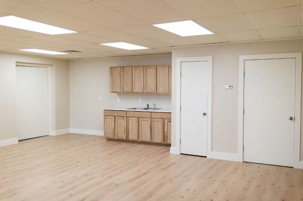 207 S Rex Property Photo 11