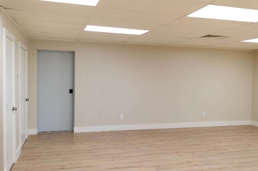 207 S Rex Property Photo 17
