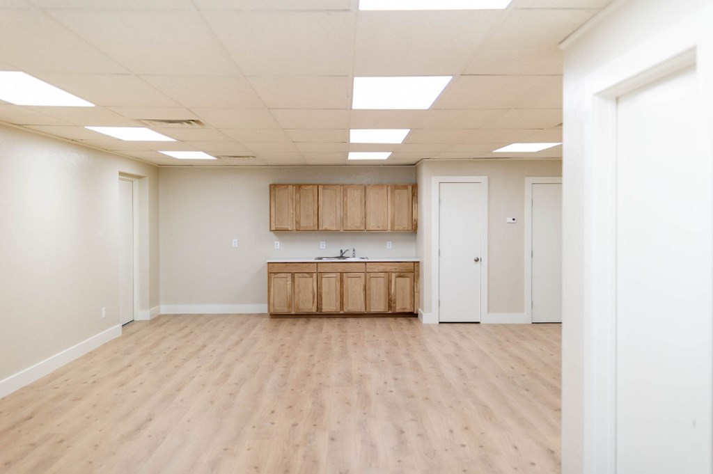 207 S Rex Property Photo 21