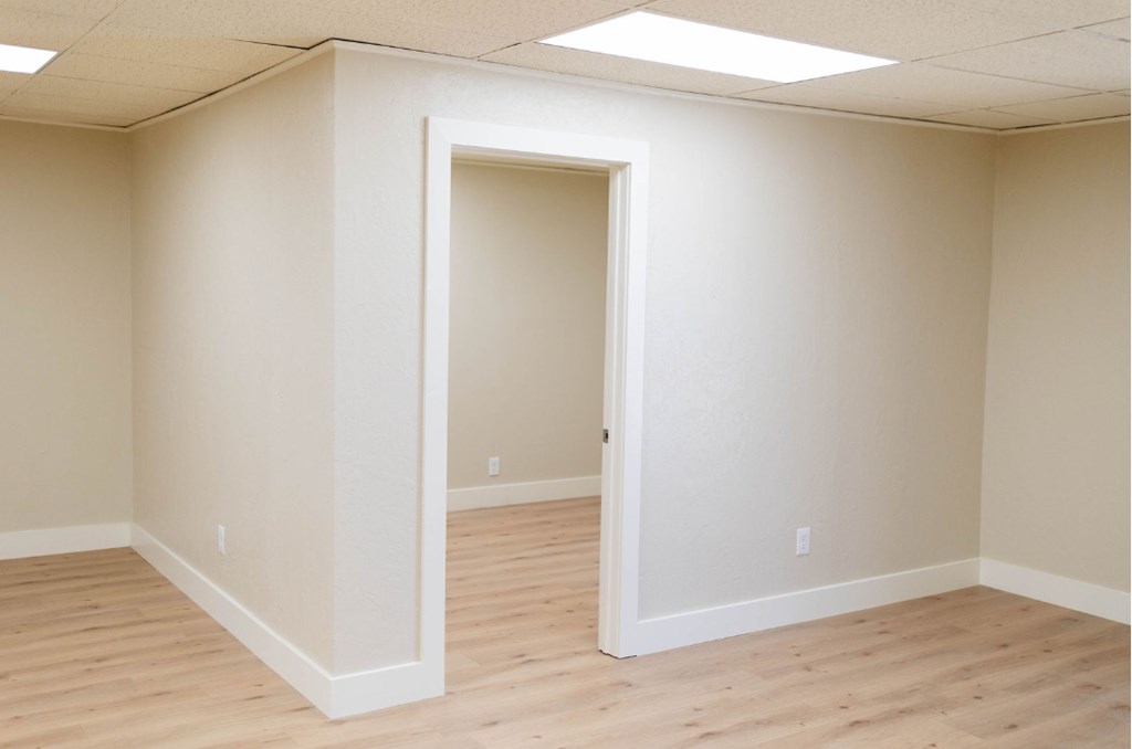 207 S Rex Property Photo 27