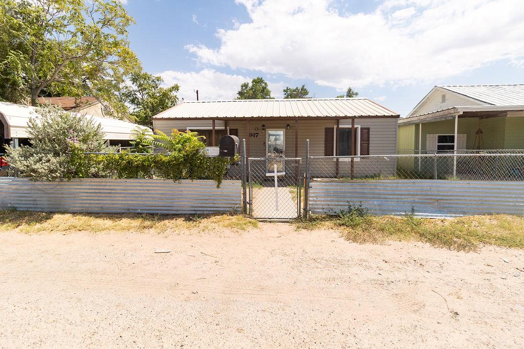 917 Martin Property Photo 1