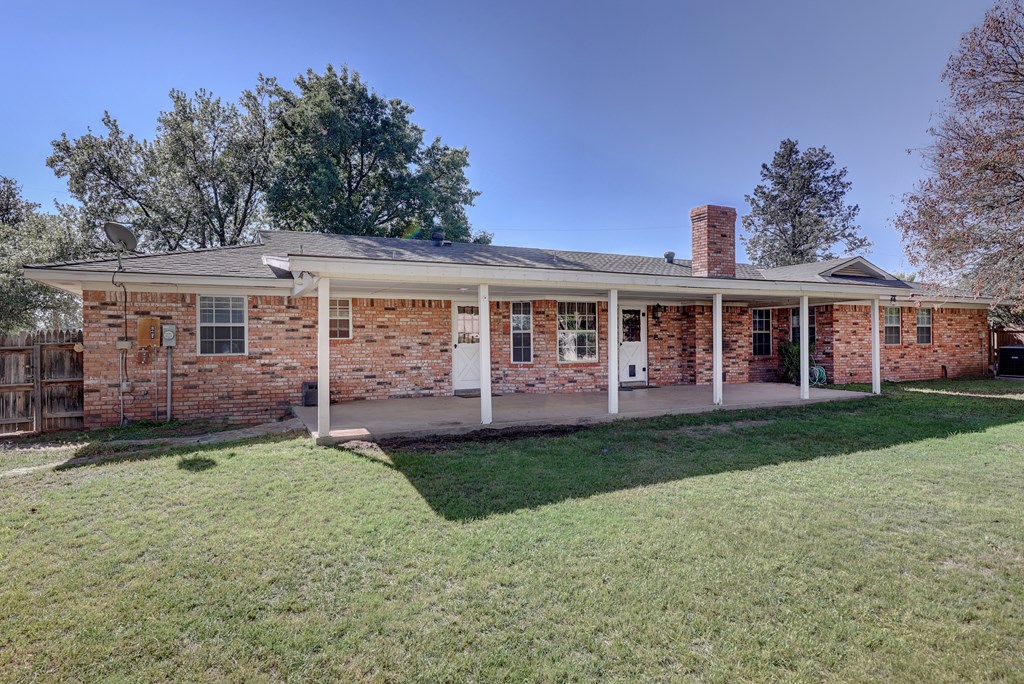 209 E Marfa Ave Property Photo 26