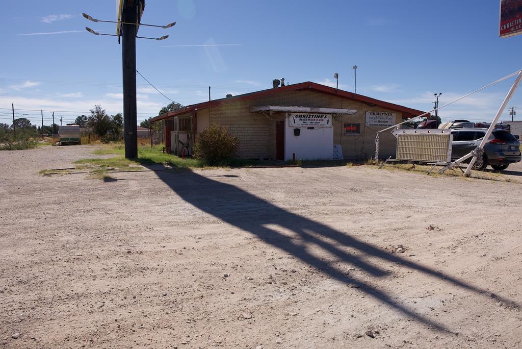 157 W Hwy 302 Property Photo 1