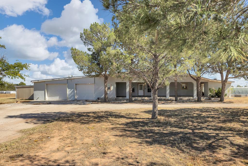 16986 N Sunflower Ave Property Photo 1