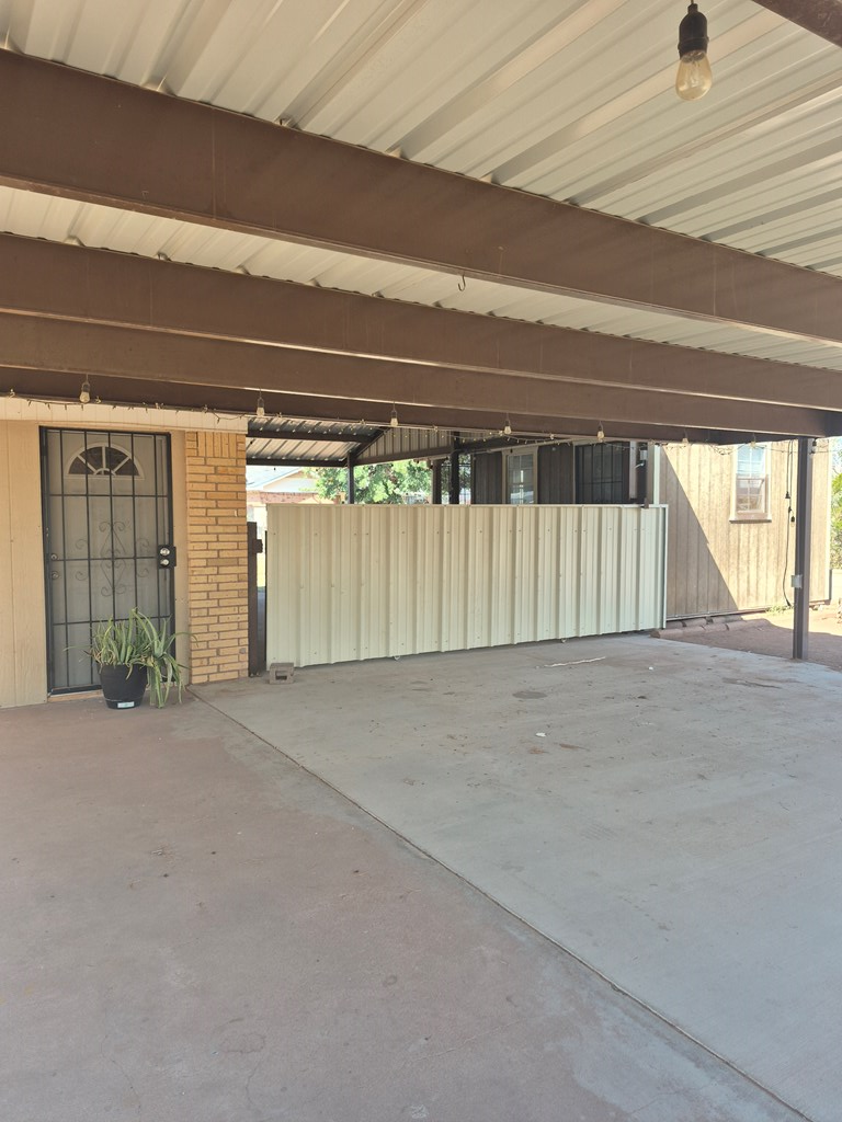 1003 Austin Property Photo 5