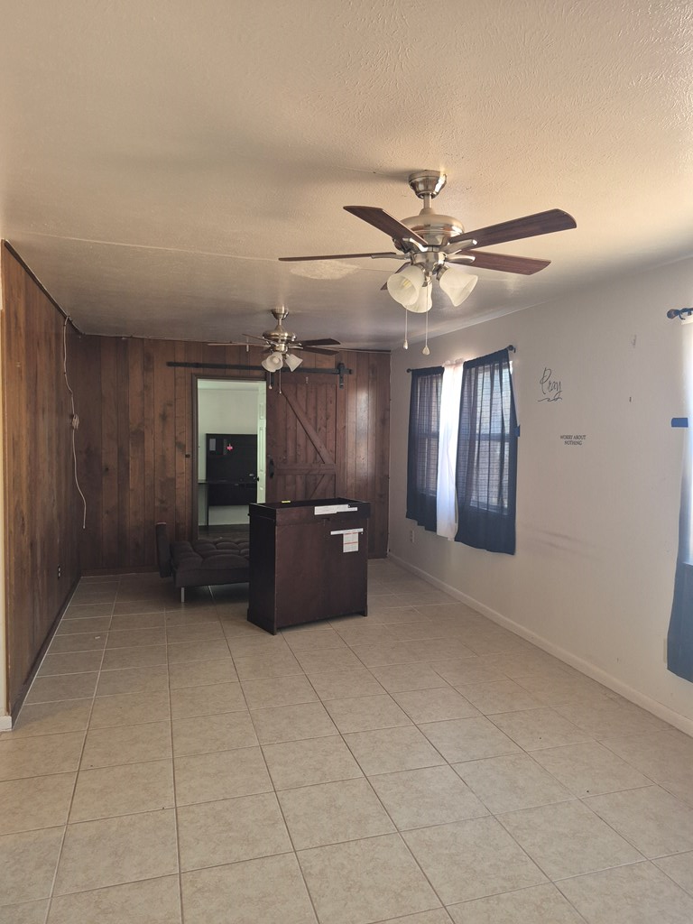 1003 Austin Property Photo 9