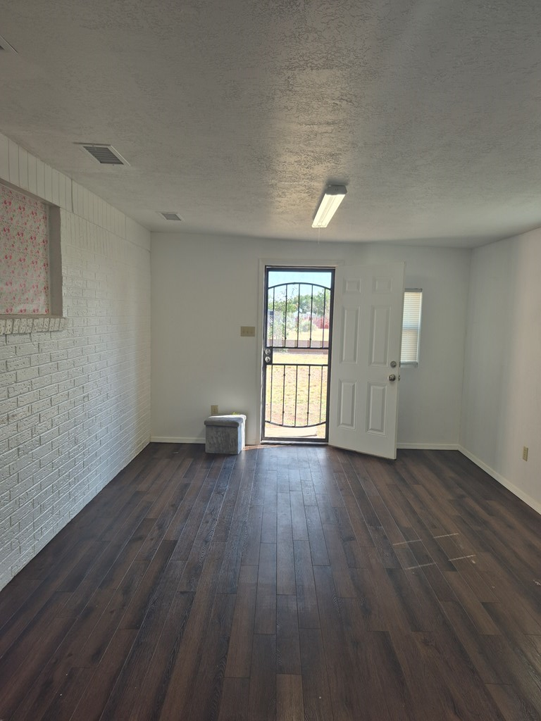 1003 Austin Property Photo 12