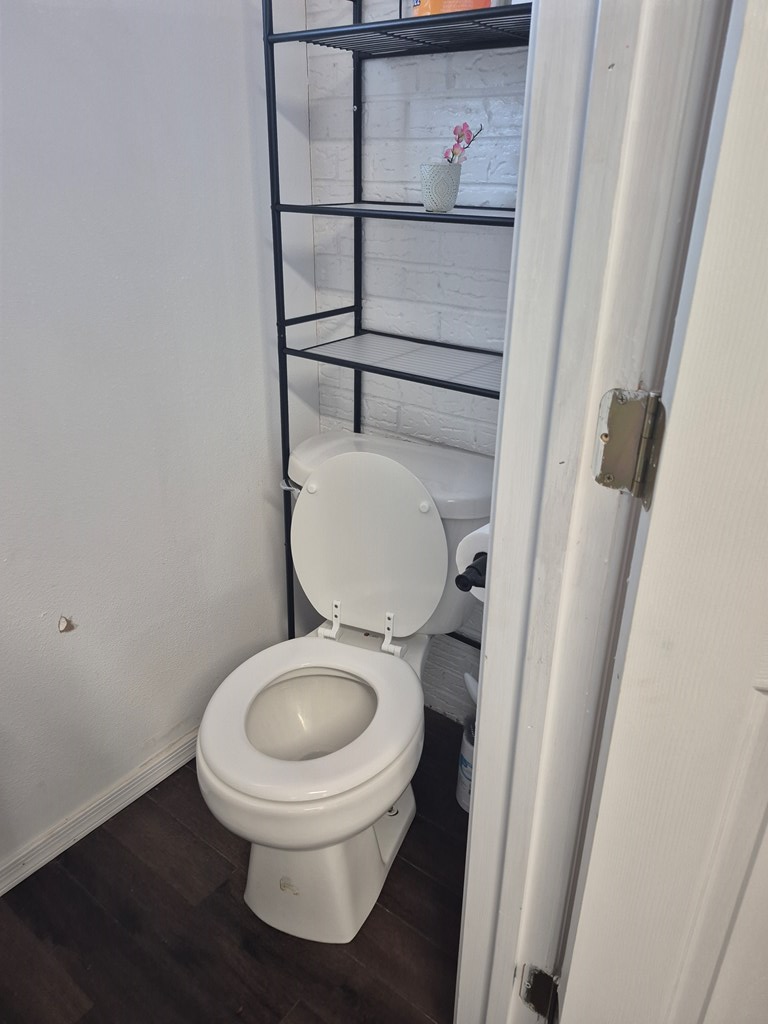 1003 Austin Property Photo 15