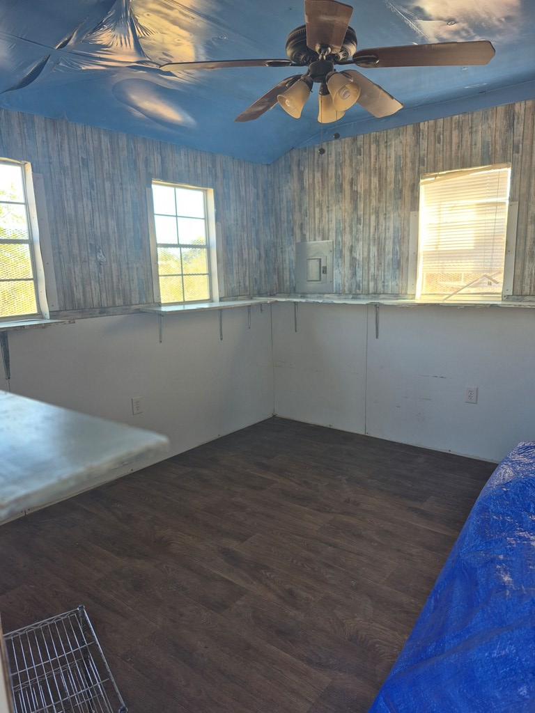1003 Austin Property Photo 16