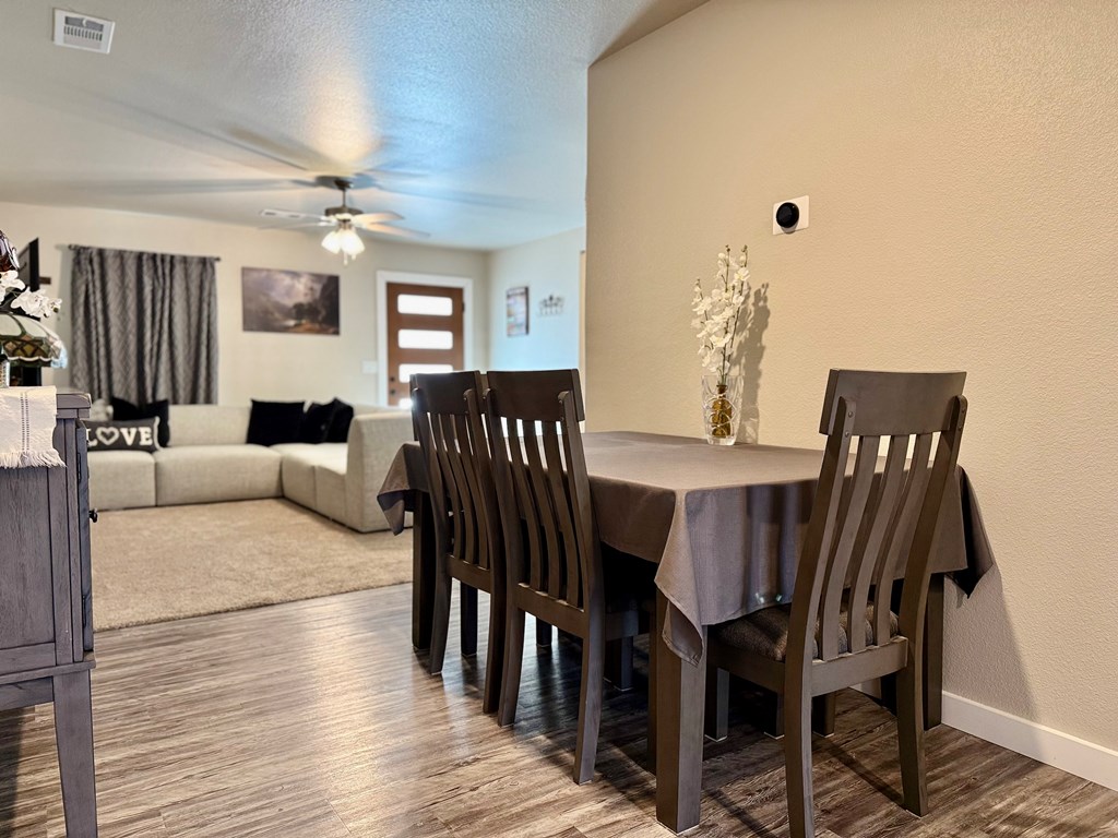 1327 Lantana Ct Property Photo 9