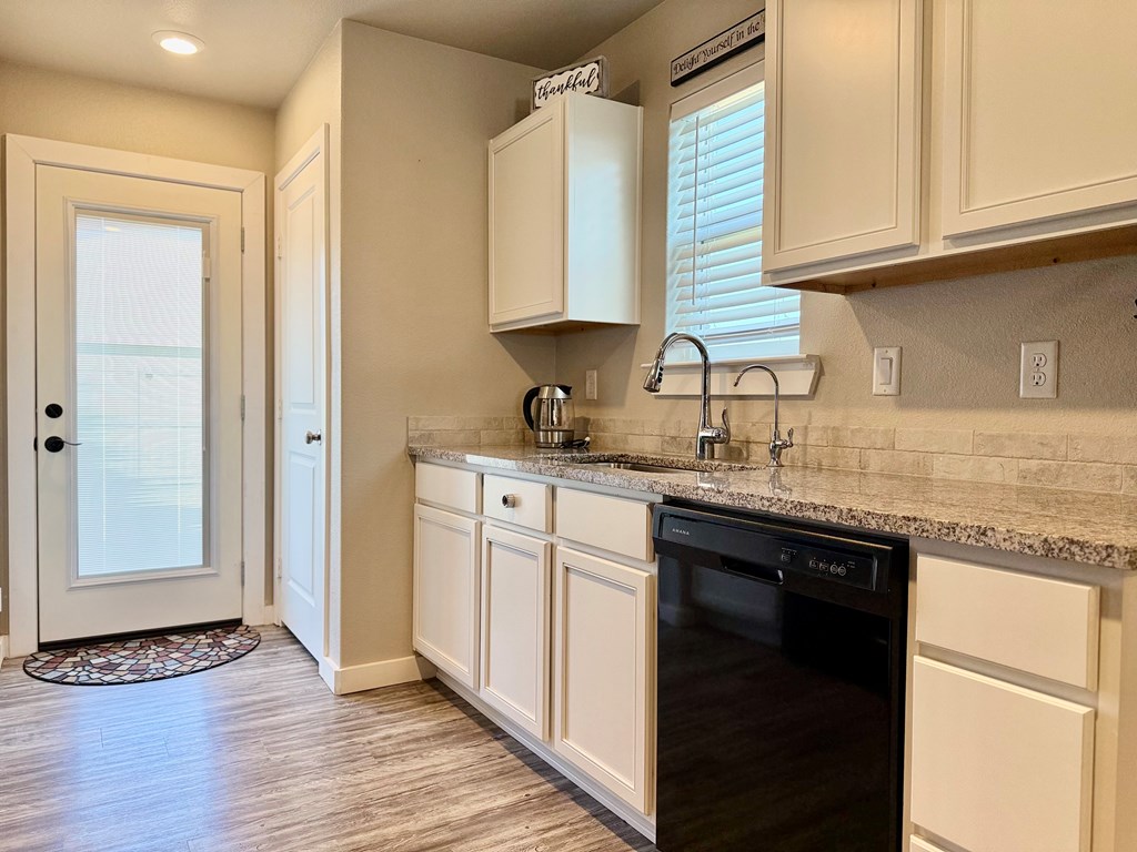 1327 Lantana Ct Property Photo 13