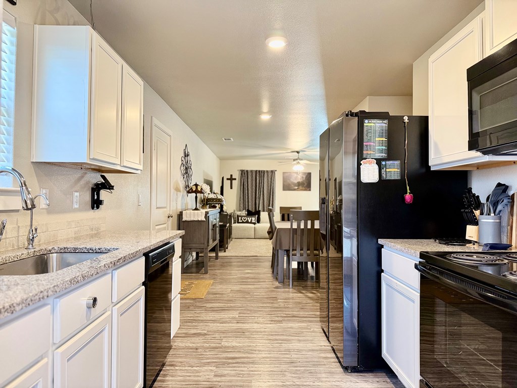 1327 Lantana Ct Property Photo 15