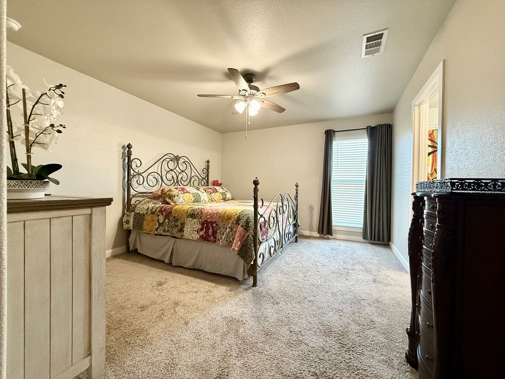 1327 Lantana Ct Property Photo 21