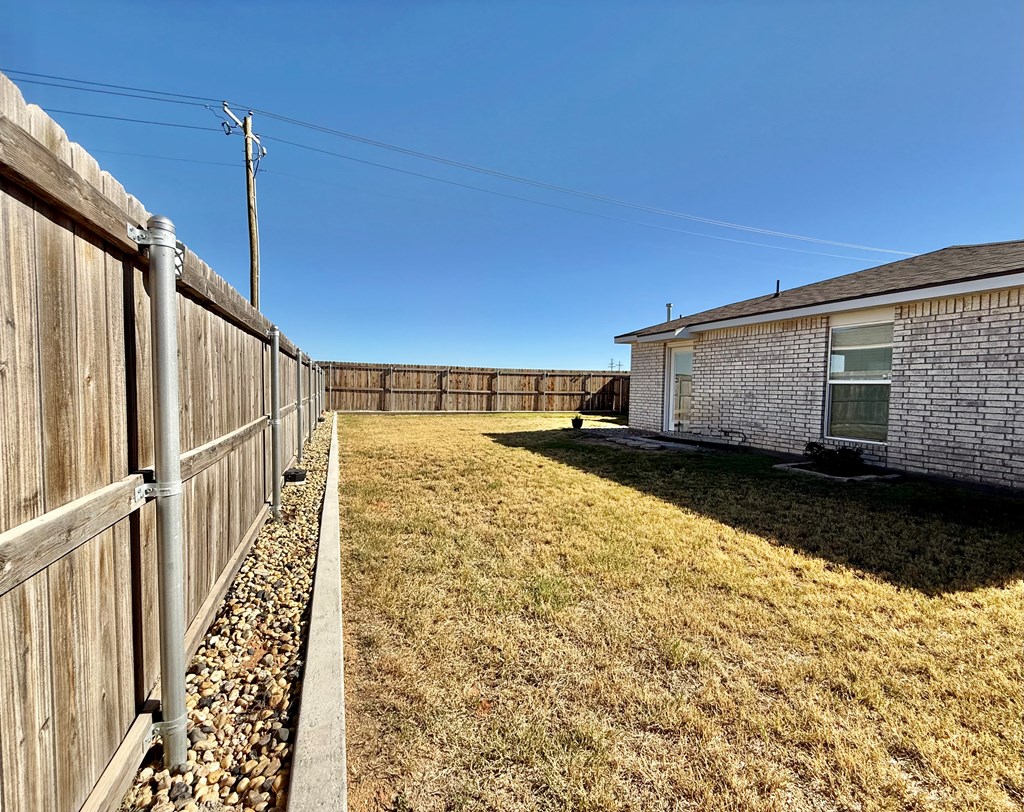 1327 Lantana Ct Property Photo 34