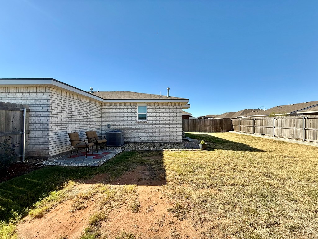 1327 Lantana Ct Property Photo 37