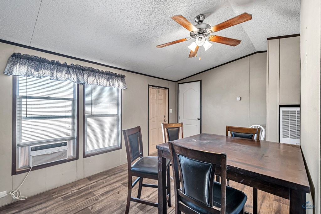 9130 E Goldenrod Dr Property Photo 56