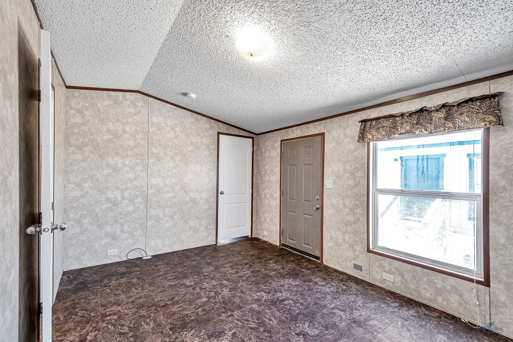 9130 E Goldenrod Dr Property Photo 61