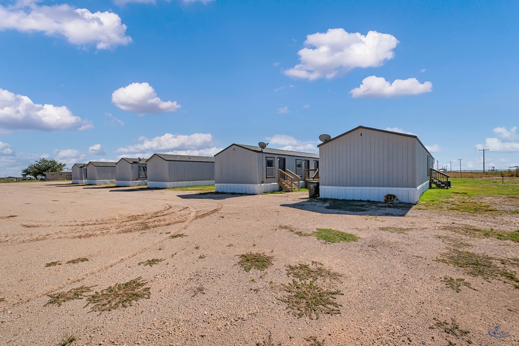 9130 E Goldenrod Dr Property Photo 75