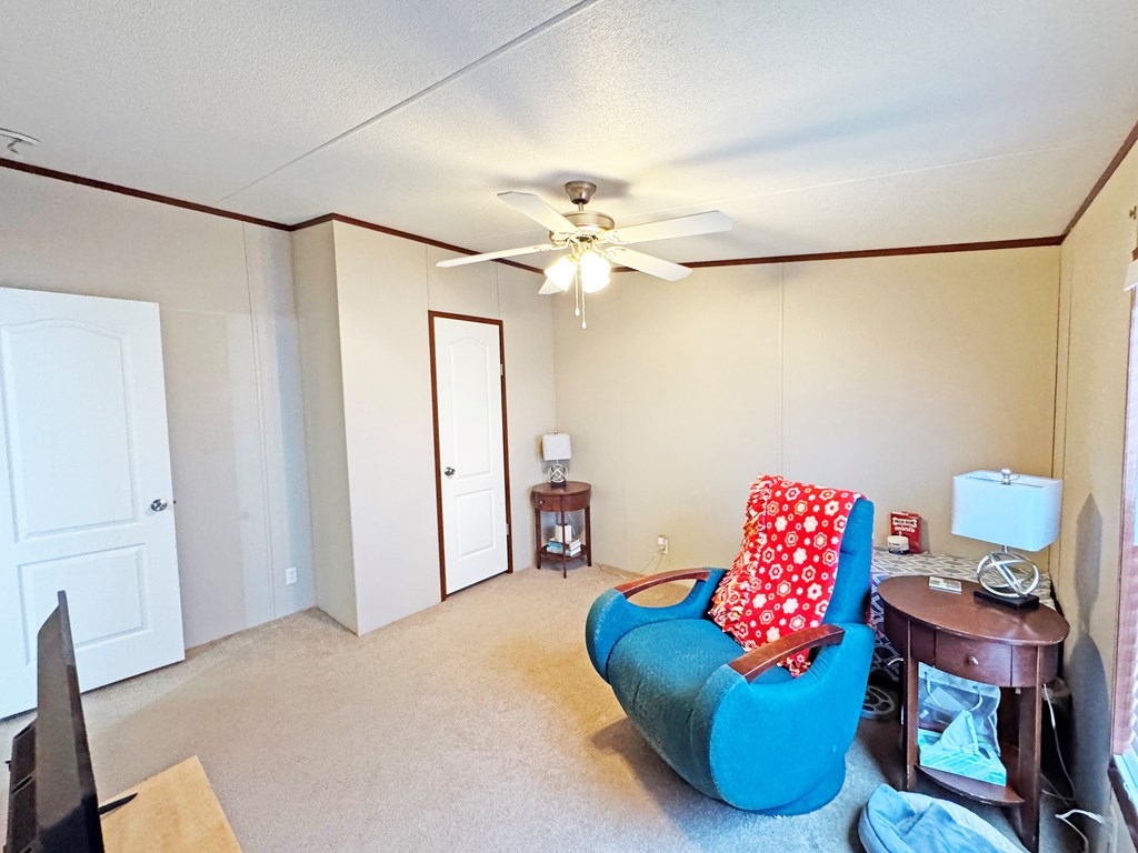 1700 E Ave I Property Photo 16
