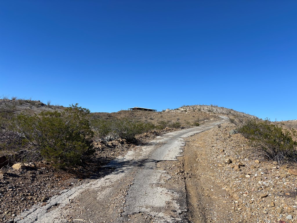 5001 Marathon Property Photo 4