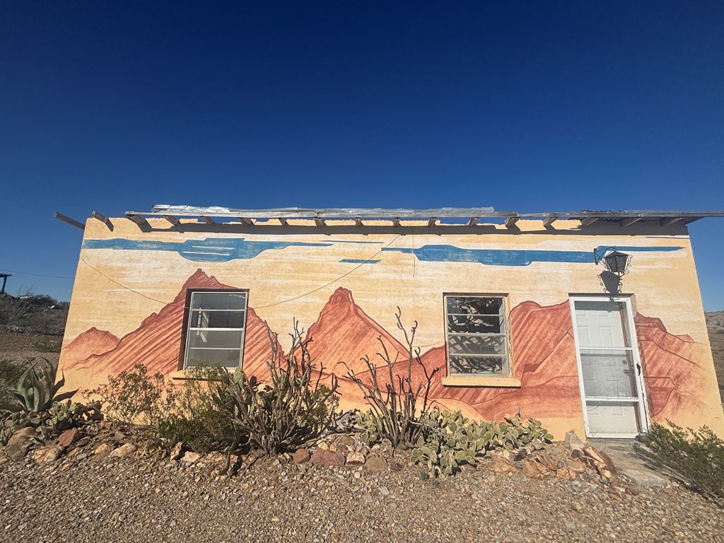 5001 Marathon Property Photo 7