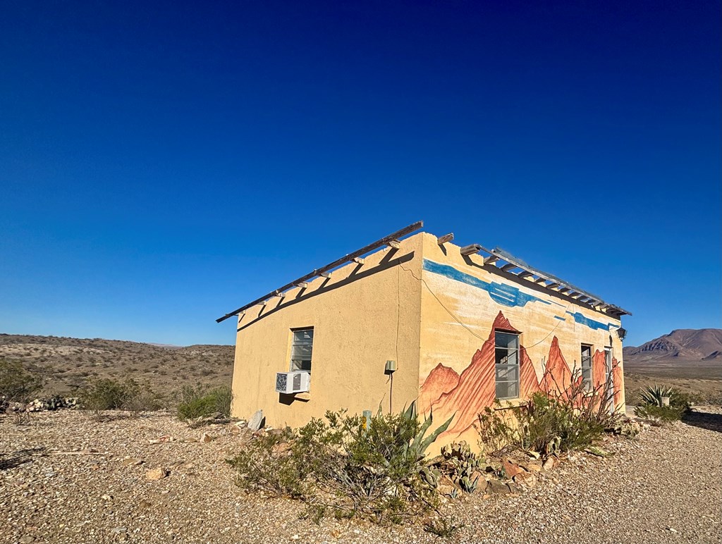 5001 Marathon Property Photo 9