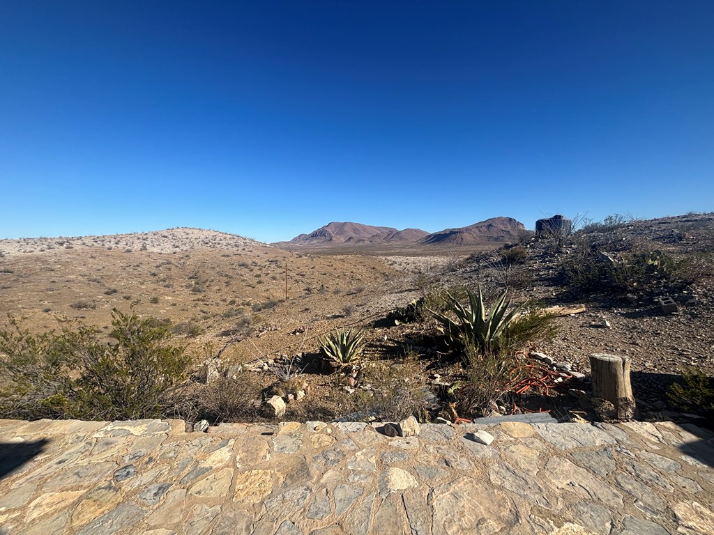 5001 Marathon Property Photo 11
